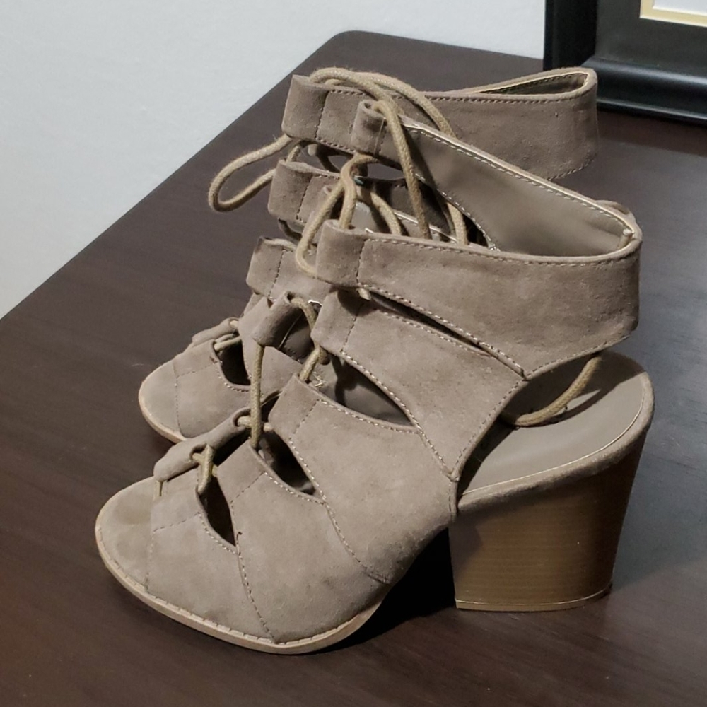 Qupid Lace-up Heels 7.5